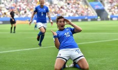 华体会vip注册-阿根廷女足球员备战比赛，备战备战的简单介绍