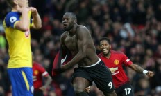 华体会登录入口-包含曼联客场小胜南安普顿，稳居积分榜前列的词条